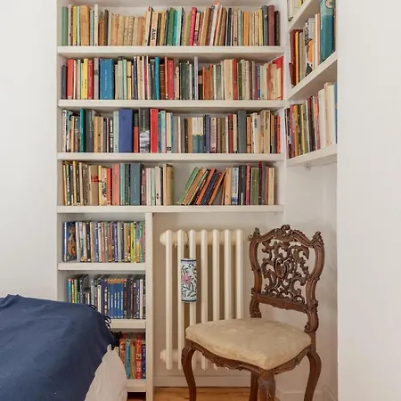 Iflat Penthouse Overlooking